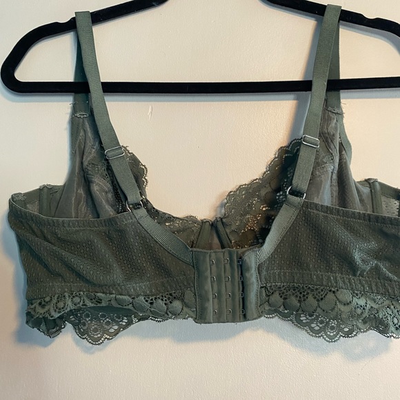 La Vie En Rose Intimates & Sleepwear La Vie En Rose Unlined Sage